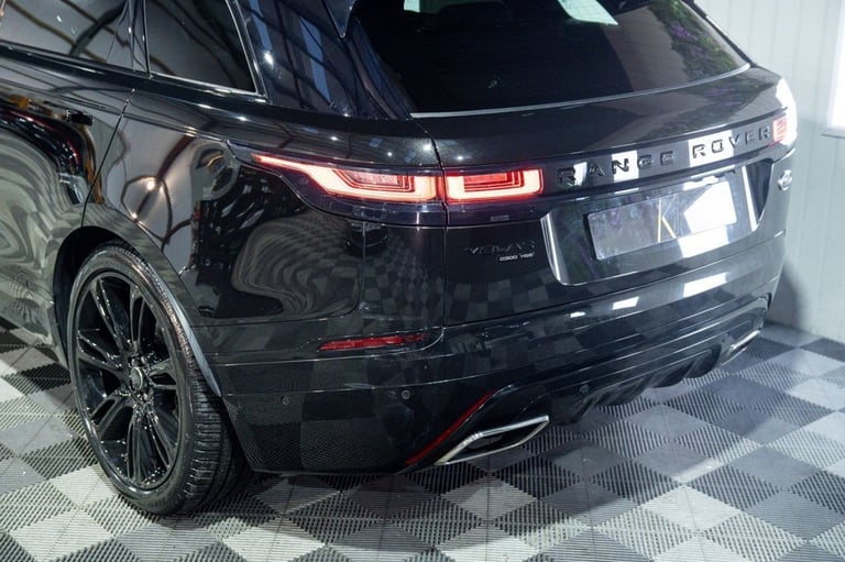 2019 Land Rover Range Rover Velar 3.0 D300 R-Dynamic HSE SUV 5dr Diesel Auto 4WD Euro 6 (s/s) (30...