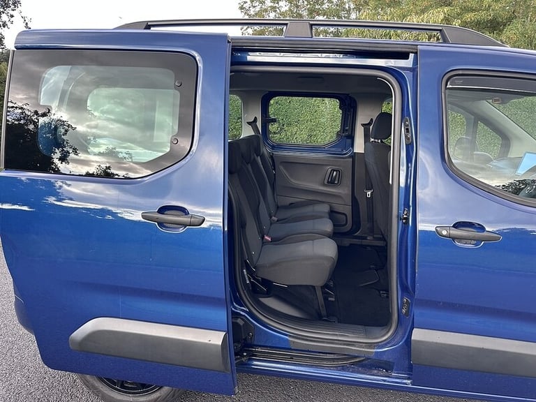 2019 Vauxhall Combo Life Turbo Design MPV Petrol Manual