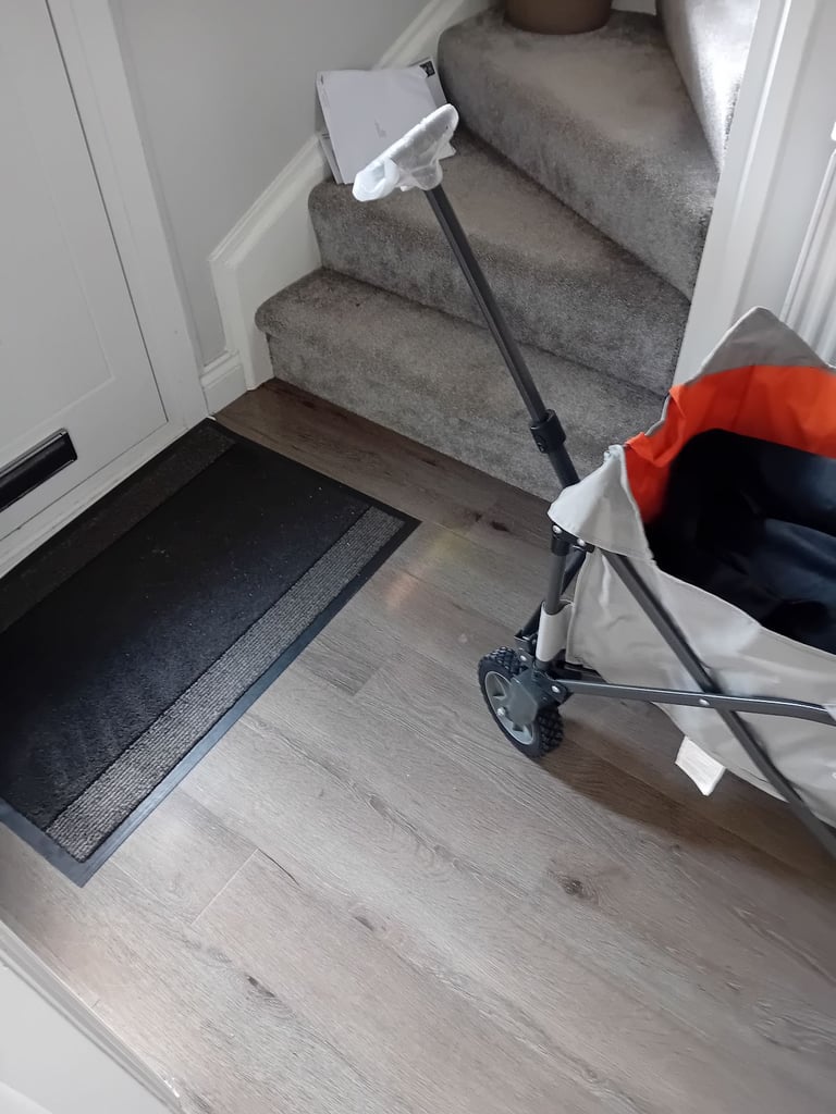 Light weight collapsing  cart 