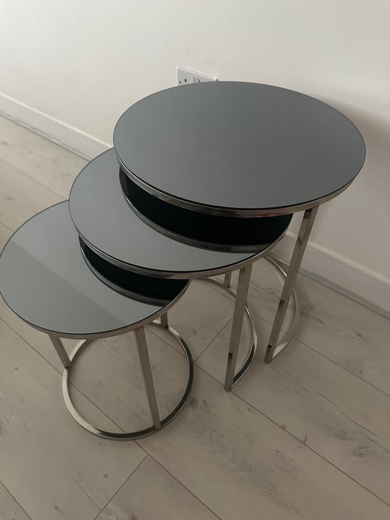 image for Mirrored coffee table set