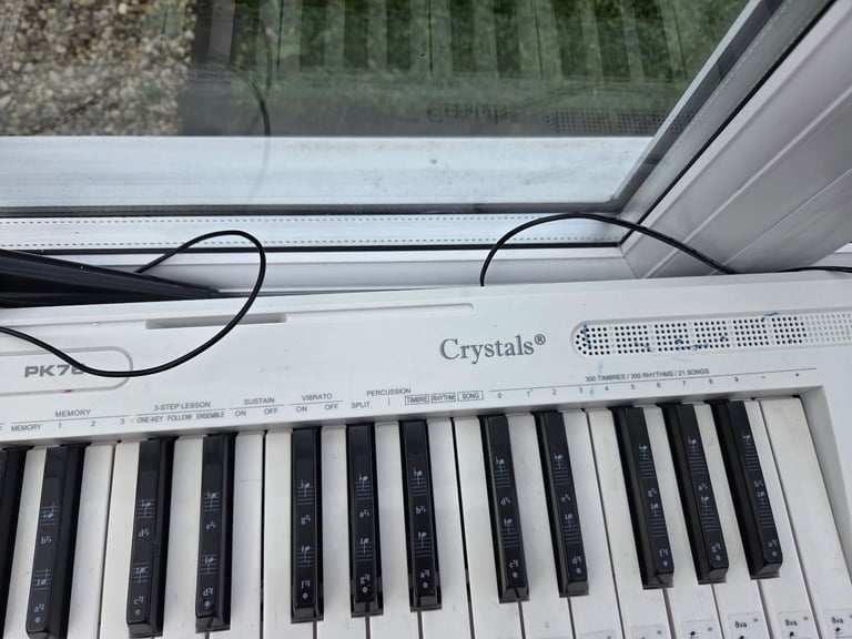 Crystal PK76 Electronic Keyboard – Great for Beginners 🎹