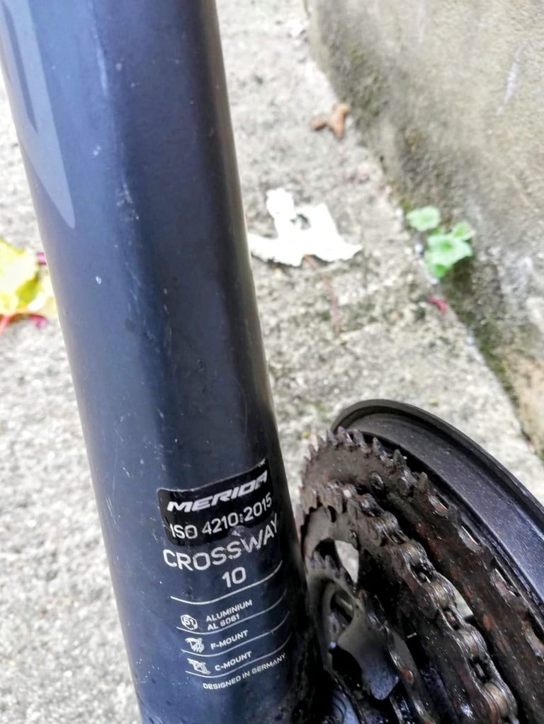 Merida crossway 10 bicycle - size XL