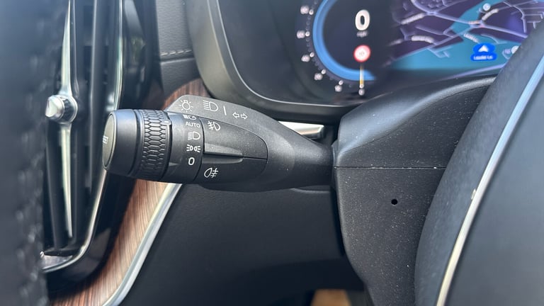 2023 Volvo XC60 2.0 T8 [455] RC PHEV Ultimate Dark 5dr AWD Gtron Estate Estate Hybrid Automatic