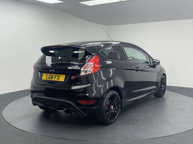 2017 Ford Fiesta 1.6T EcoBoost ST-3 Hatchback 3dr Petrol Manual Euro 6 (182 ps) Hatchback Petrol ...