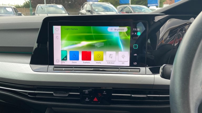 2021 Volkswagen Golf 1.5 TSI Life 5dr Petrol Hatchback Hatchback Petrol Manual