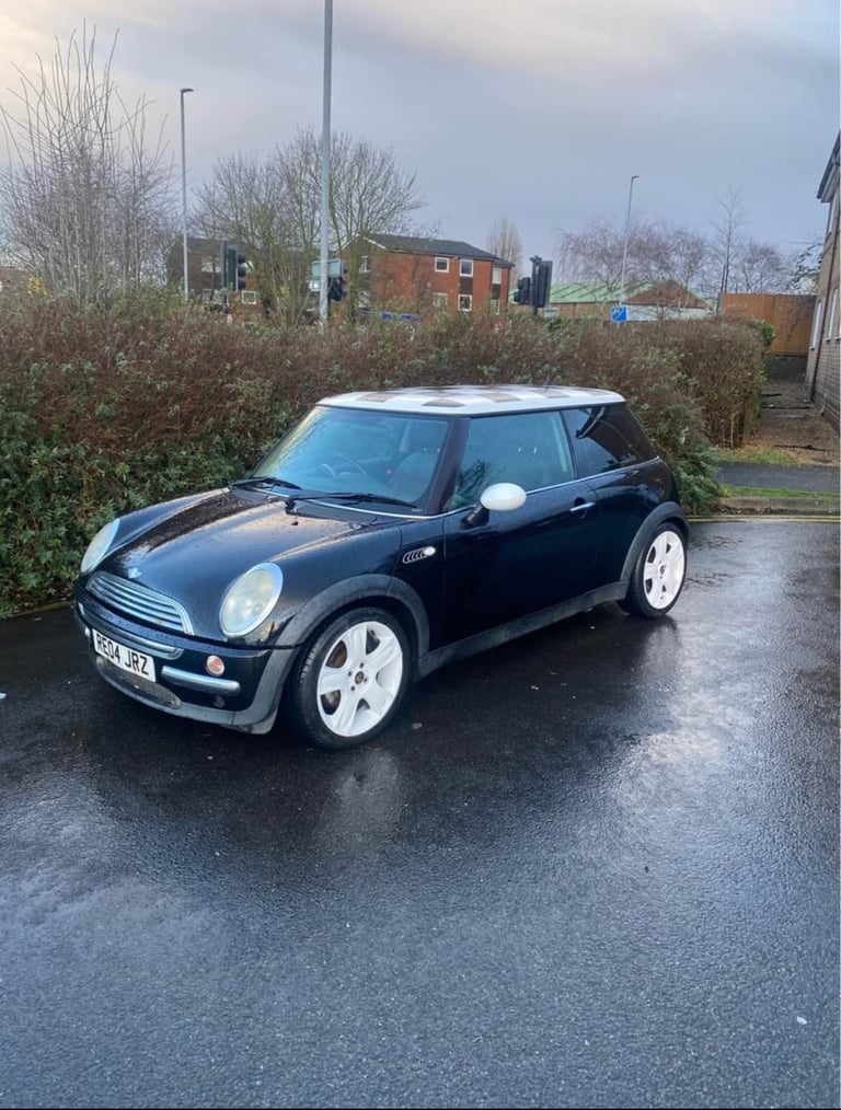 Cheap Mini, HATCHBACK, Hatchback, 2004, Manual, 1598 (cc),3 doors for sale in Luton, Bedfordshire
