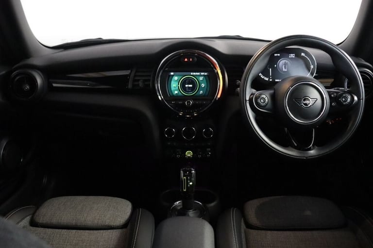 2020 MINI Electric Hatch Cooper SE 32.6kWh Level 2 3dr Auto (SAT NAV, HALF LEATHER) Hatchback ELE...