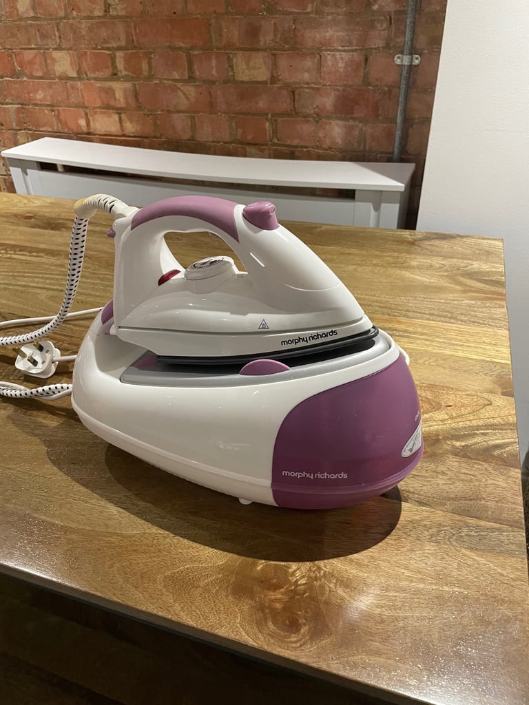 Morphy Richards Jet Steam Generator 333020 Iron White & Purple