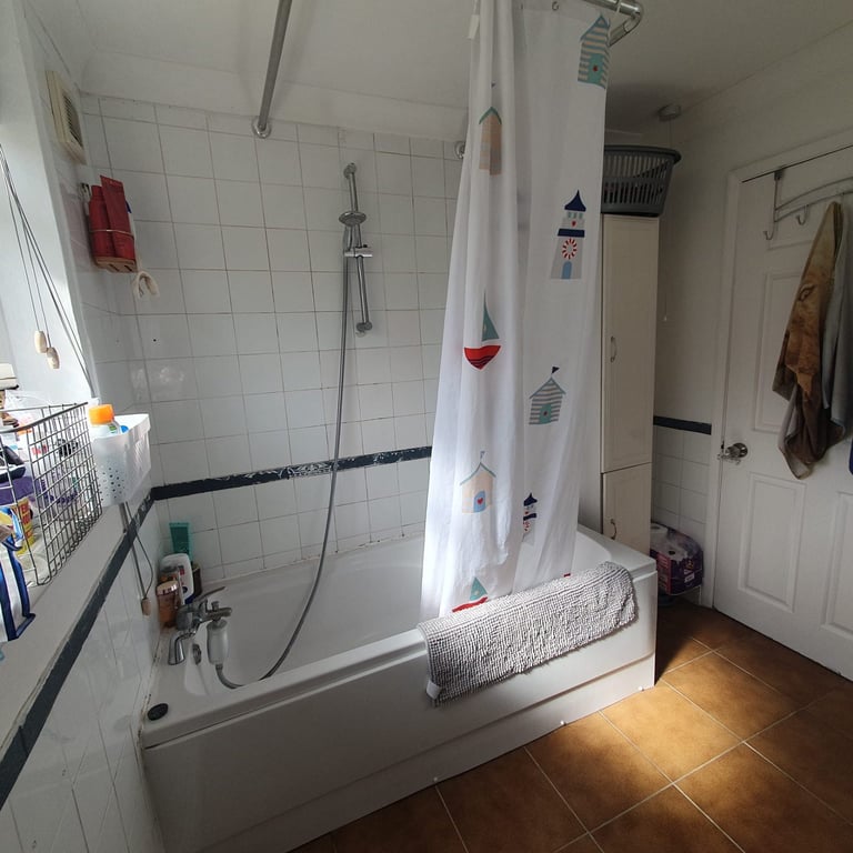 🏡 Single Room in Friendly House Share-Caversham