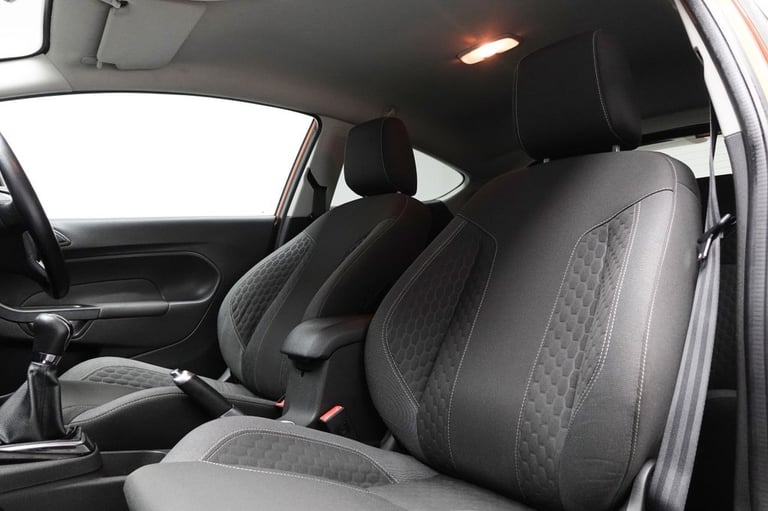 2013 Ford Fiesta 1.6 TDCi Zetec S Hatchback 3dr Diesel Manual Euro 5 (95 ps) Hatchback Diesel Manual