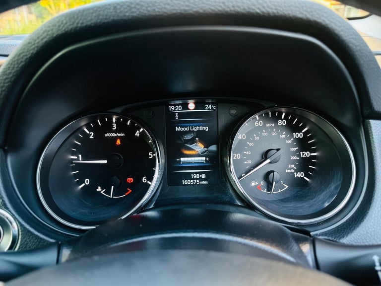 2014 Nissan Qashqai 1.5 dCi Tekna 5dr Diesel