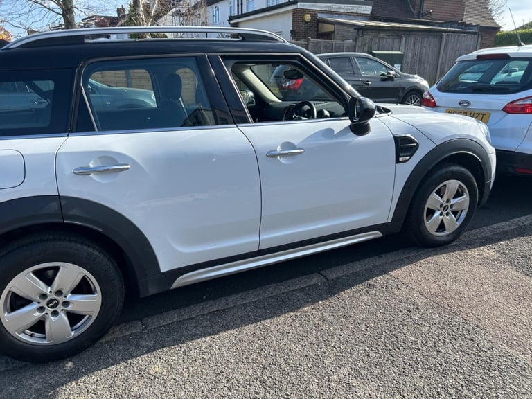 2018 MINI Countryman 1.5 Cooper Classic Euro 6 (s/s) 5dr HATCHBACK Petrol Manual