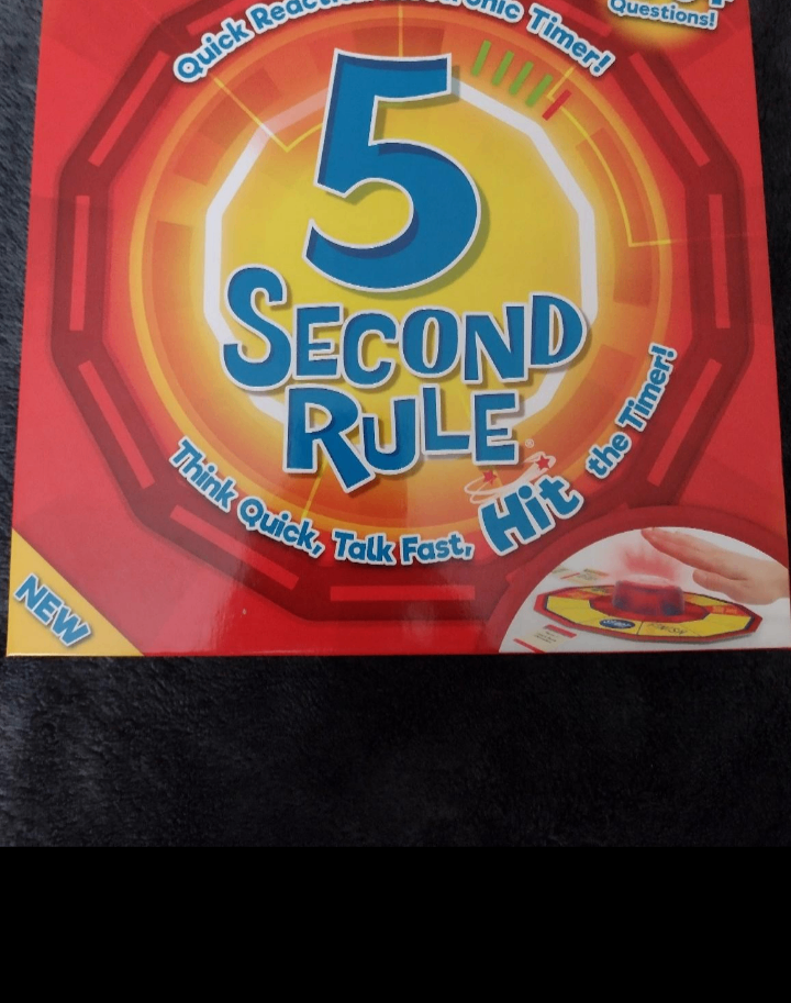 Brand new 5 Second rules electronic board game 