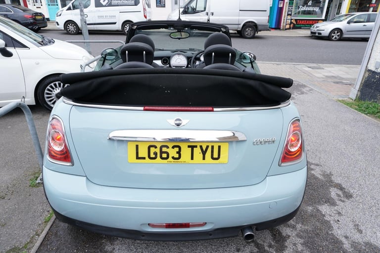 2013 MINI Convertible 1.6 Cooper 2dr CONVERTIBLE PETROL Manual