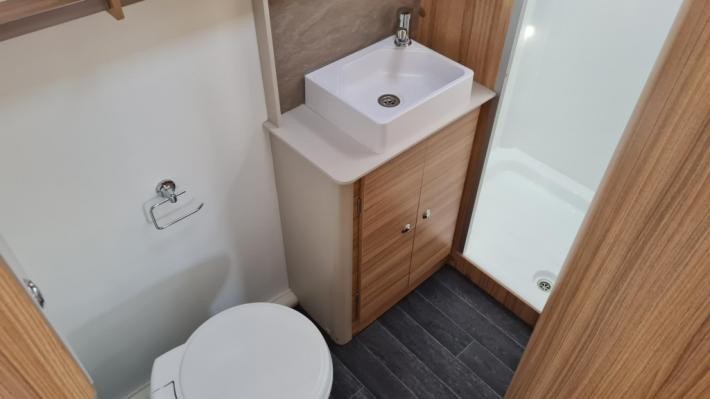 2025 Bailey Phoenix GT75 440 Used Caravan