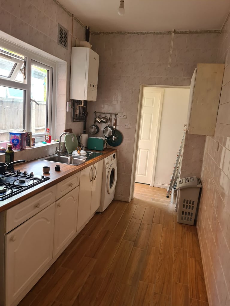 Room to rent