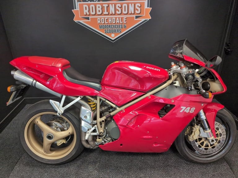 2000 W REG DUCATI 748 B IN RED, GREAT LOOKING CLASSIC