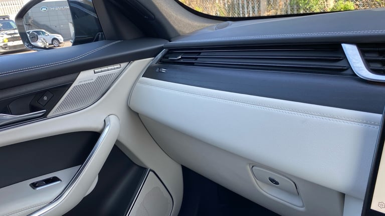 2022 Jaguar F-Pace 3.0 D300 R-Dynamic HSE 5dr Auto AWD ESTATE DIESEL Automatic