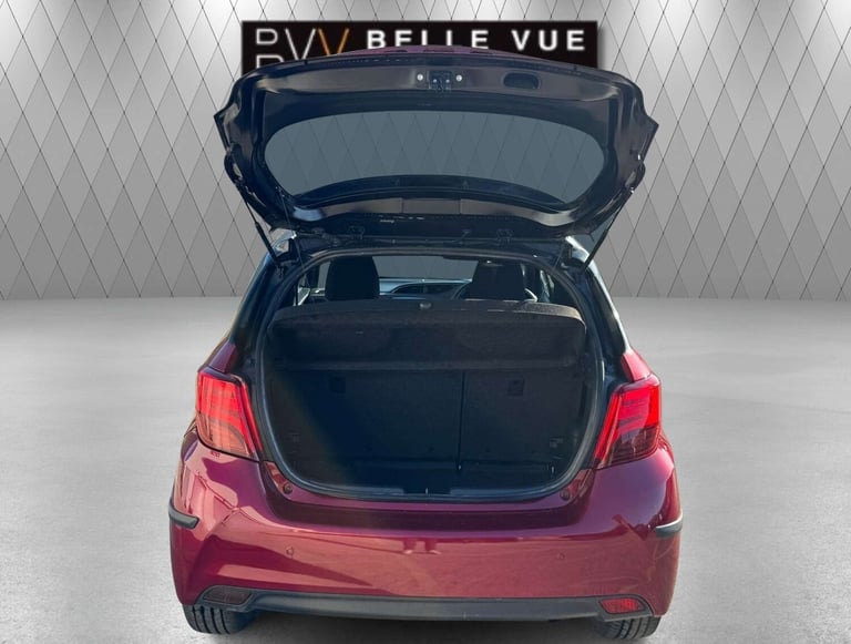 2017 Toyota Yaris 1.3 Yaris Design VVT-i 5dr - NATIONAL DELIVERY* Hatchback Petrol Manual