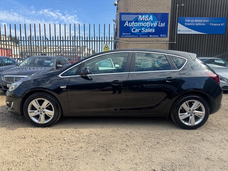 2013 Vauxhall Astra 1.4 16v SRi Euro 5 5dr HATCHBACK Petrol Manual