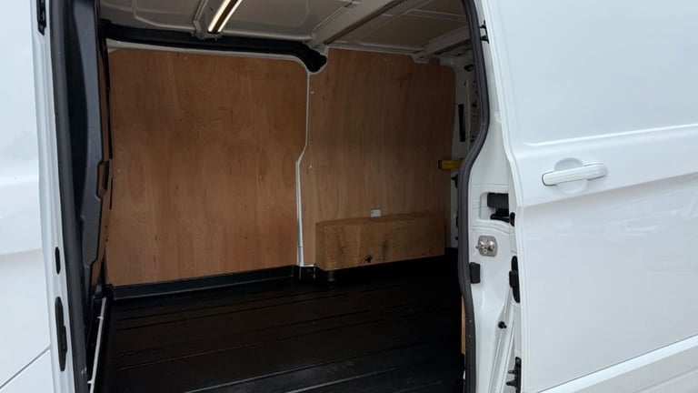 2023 Ford Transit Custom 2.0 EcoBlue 170ps Low Roof Limited Van Auto PANEL VAN DIESEL Automatic