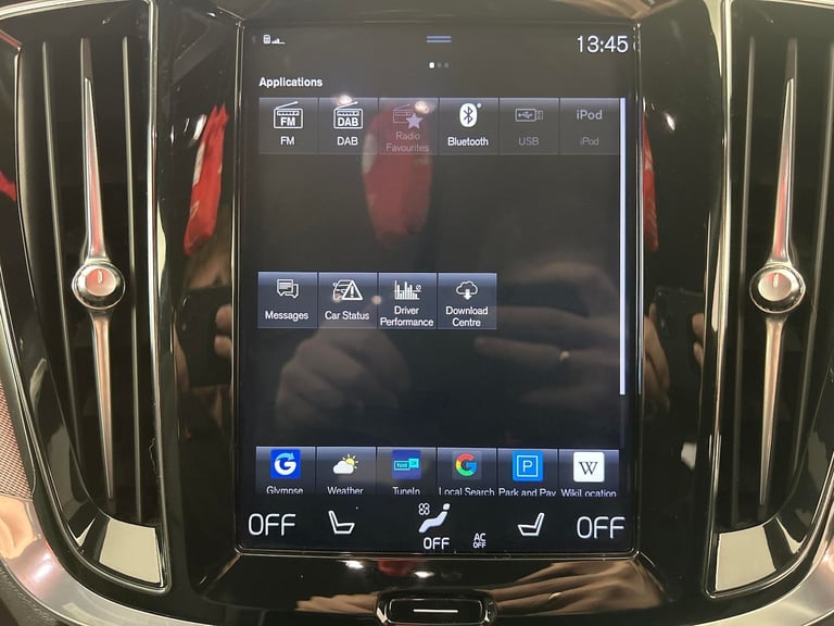 2020 Volvo V60 2.0h T8 Twin Engine 11.6kWh R-Design Plus Estate 5dr Petrol Plug-in Hybrid  Estate...