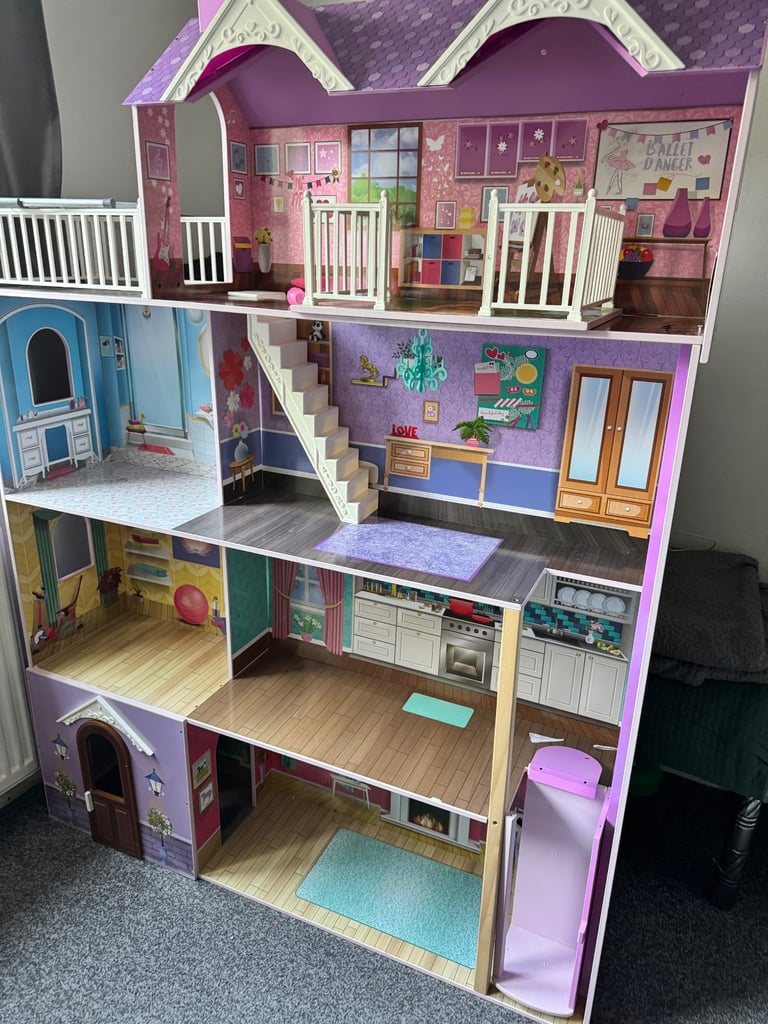 image for 5 fee tall doll house