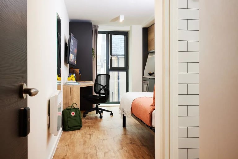 Takeover Room for a Replacement Student