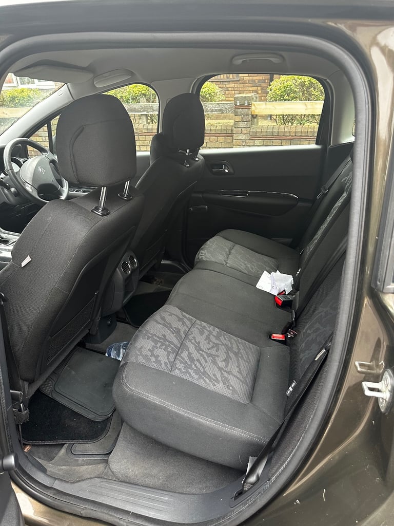 Peugeot, 3008, Hatchback, 2010, Manual, 1598 (cc), 5 doors