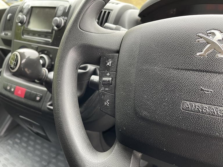 2020 Peugeot Boxer 2.2 BlueHDi 435 Professional L4 H2 Euro 6 (s/s) 5dr PANEL VAN Diesel Manual