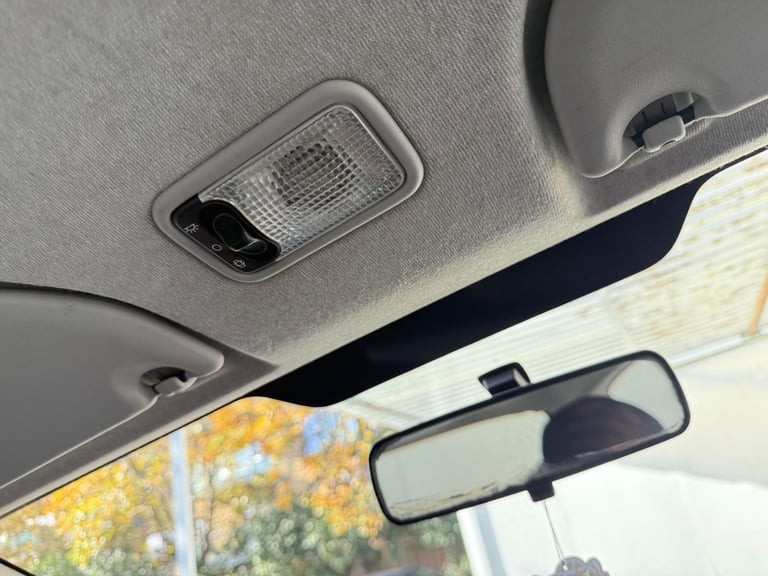 2008 Peugeot 107 1.0 12V Kiss Euro 4 3dr HATCHBACK Petrol Manual - Image 46