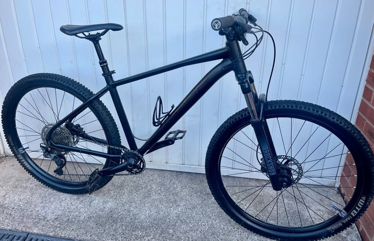 Forme Curbar Pro Mountain Bike / Dropper Post / Cost £899 / May PX For Road Bike