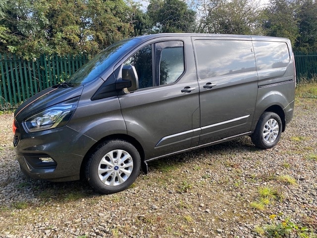 2021 Ford Transit Custom 2.0 EcoBlue 130ps Limited + NO VAT TO PAY + AIR CON + REAR CAMERA PANEL ...