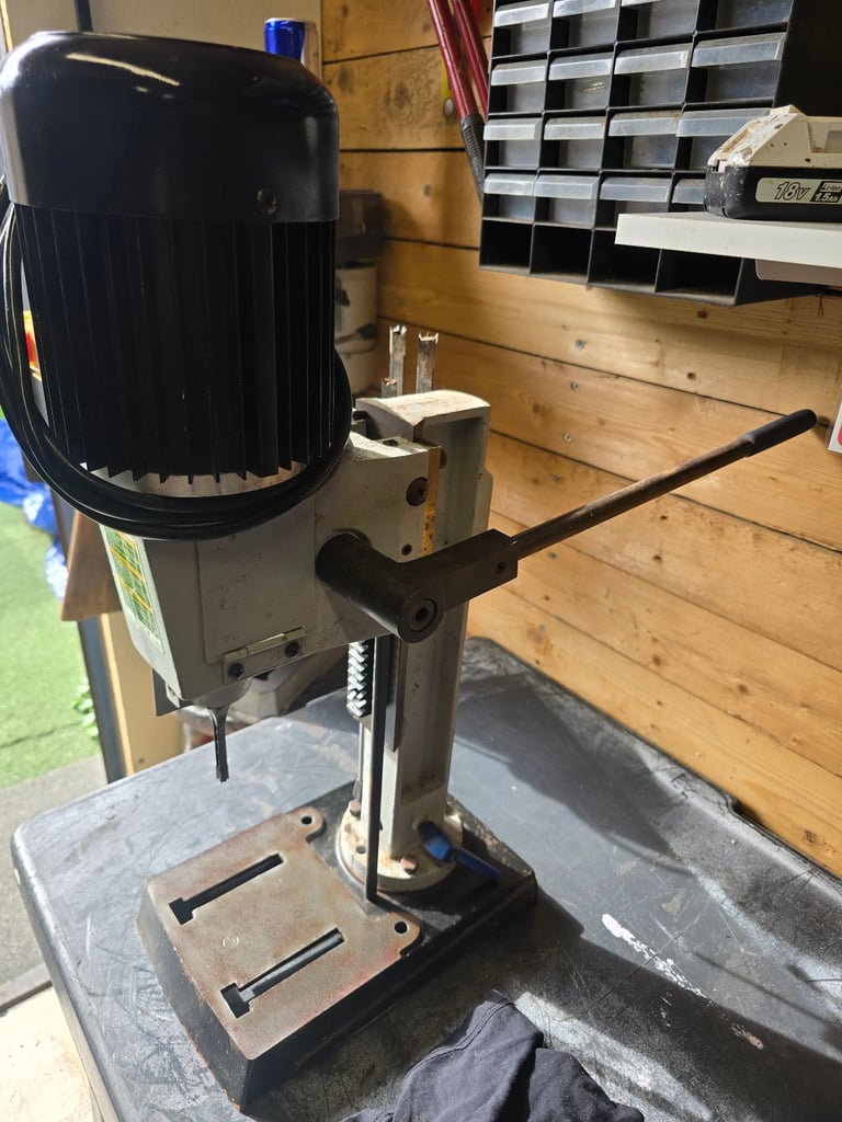 Bench mortiser delta