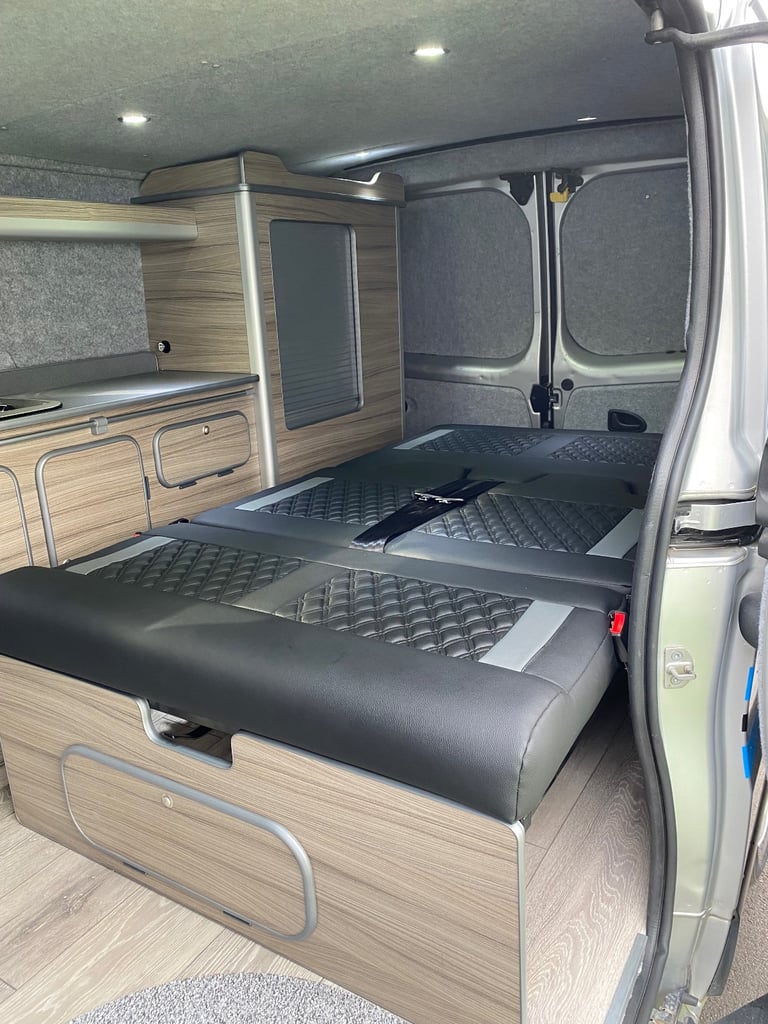 2016 RENAULT TRAFIC DAY VAN, MANUAL, 102,000 MILEAGE