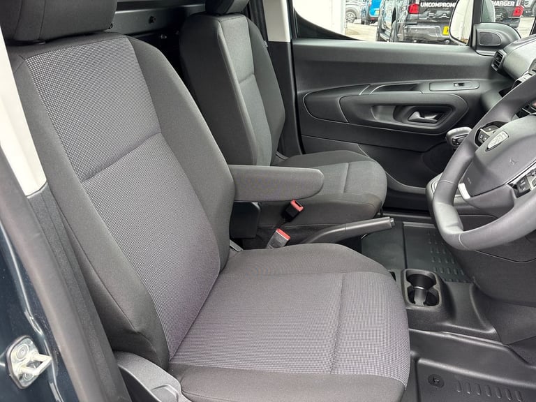 2025 Peugeot Partner 1.5 BlueHDi 100 Professional Van Van Diesel Manual