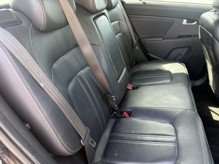 KIA SPORTAGE 2.0 CRDi KX-3 Black Manual Diesel 2012