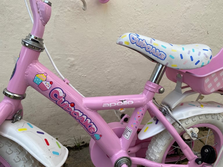 Apollo cupcake bike 12 wheel age 3-6 years