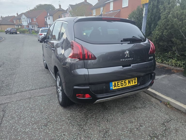 Peugeot, 3008, Hatchback, 2015, Manual, 1199 (cc), 5 doors