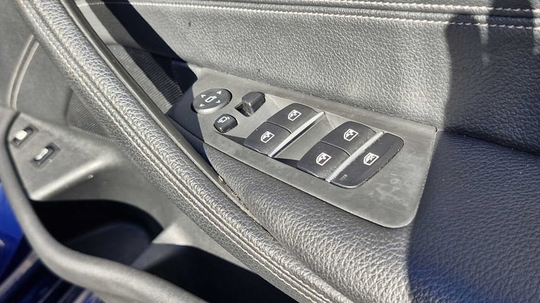 2019 BMW 5 Series 530e M Sport 4dr Auto Saloon Plug-In Hy Automatic