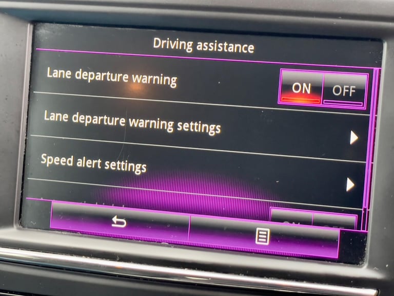 2016 Renault Kadjar 1.5 dCi Dynamique Nav Euro 6 (s/s) 5dr HATCHBACK Diesel Manual