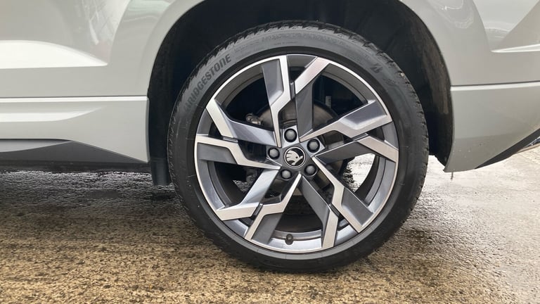 2025 Skoda Karoq 2.0 TSI Sportline Edition 4x4 5dr DSG Petrol Estate Estate Petrol Automatic
