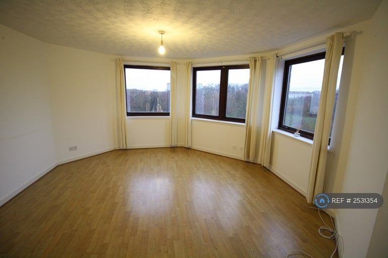 1 bedroom flat in Dalgety Road, Edinburgh, EH7 (1 bed) (#2531354)