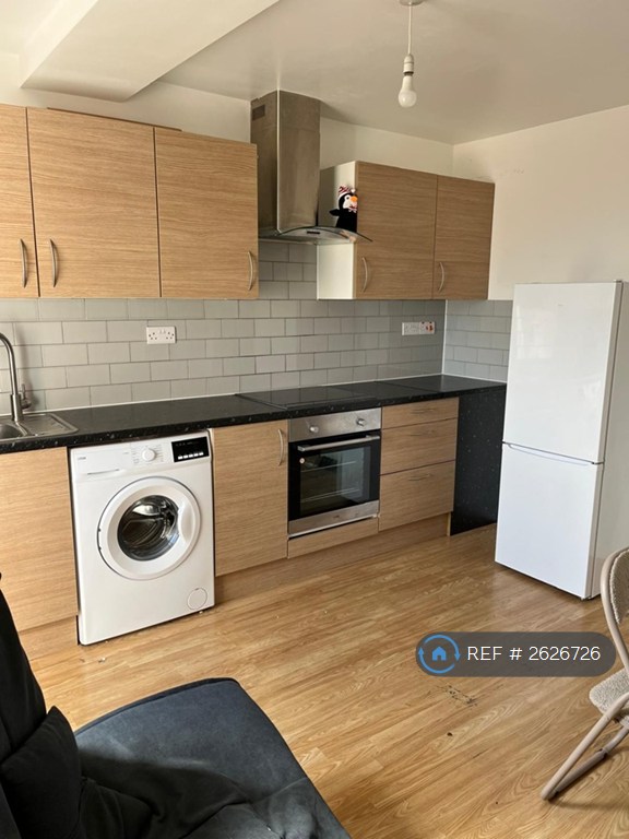 image for 1 bedroom flat in Station Parade, Barking, IG11 (1 bed) (#2626726)