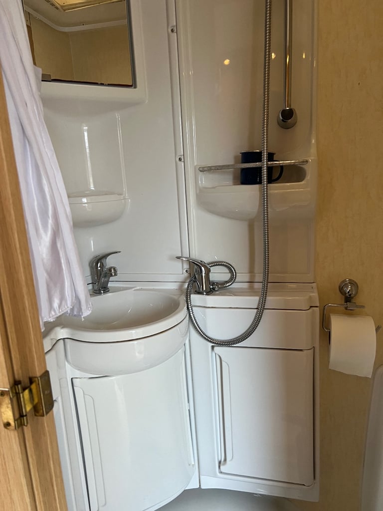 Caravan Coachman Pastiche 420/2 