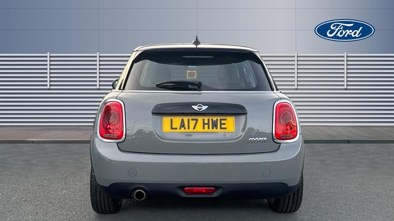2017 MINI Hatch 1.5 Cooper 5dr Auto Petrol Hatchback Hatchback Petrol Automatic