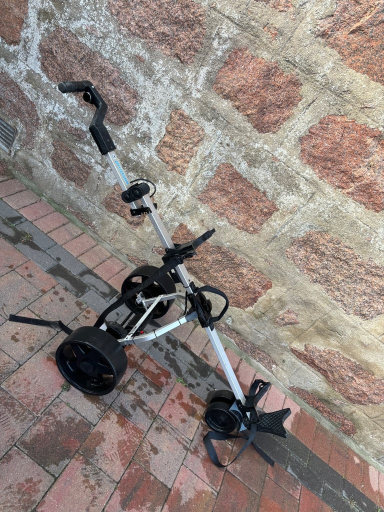 image for Golf Trolly *free to uplift 