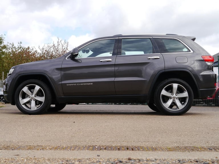 Jeep Grand Cherokee 3.0 V6 CRD Limited SUV 5dr Diesel Auto 4WD Euro 5 (247 bhp)
