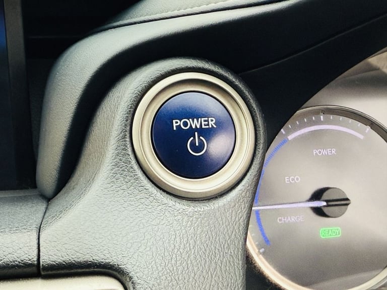 2018 Lexus IS 2.5 300h Sport Saloon 4dr Petrol Hybrid E-CVT Euro 6 (s/s) (223 ps) Saloon PETROL/E...