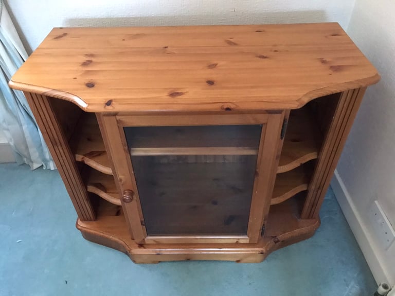 Solid Pine HiFi Unit
